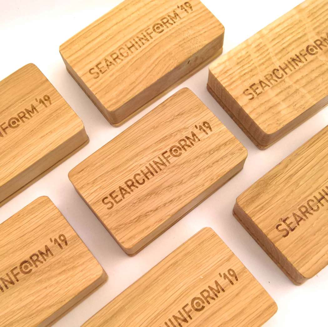 брендированная деревянная коробка