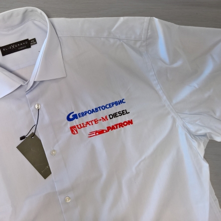 Рубашка с вышивкой