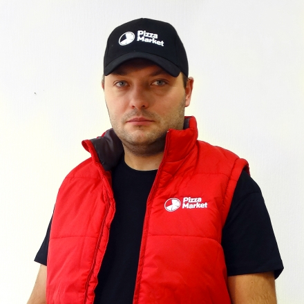 жилет с логотипом